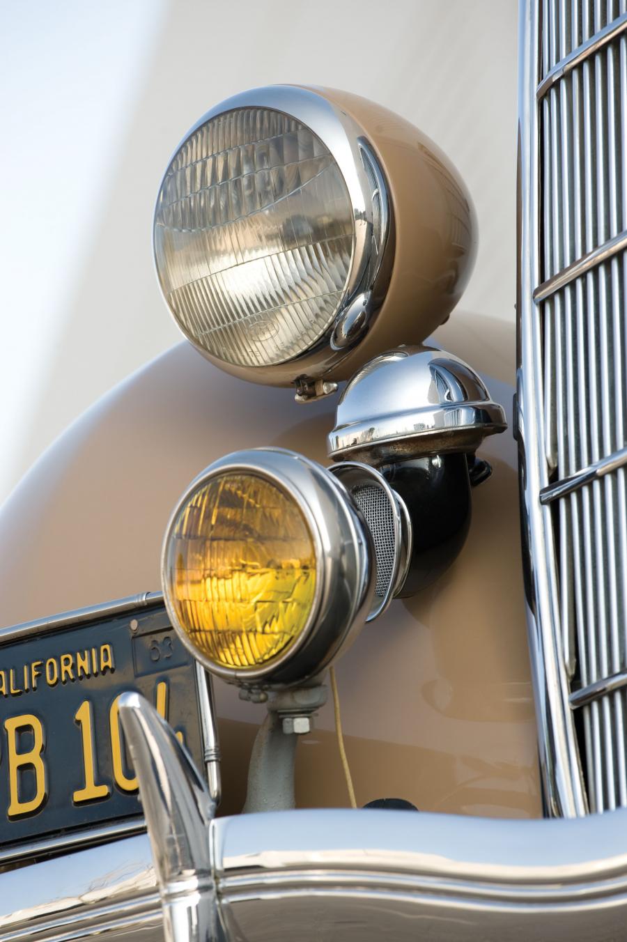 Ford V8 DeLuxe Convertible Sedan 1935 года  (фото 4 из 7)